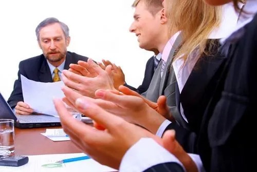 ��̬����