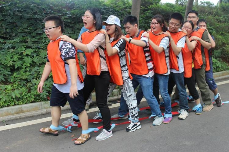 ��ɫ�˶���